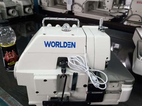 Wd Four Thread Overlock Industrial Sewing Machine