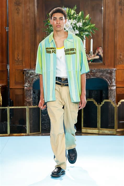 Spring 2025 Men's Trend: Shirts [PHOTOS]