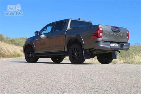 VIDEO Prueba Toyota Hilux D4 Invincible Posiblemente Invencible