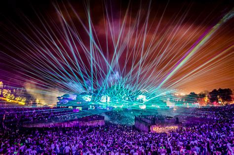 The Best EDM Festivals Complex