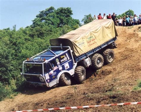 Tatra 6x6 / 8x8 Offroad Truck :: motorgeek.com | Offroad trucks, Trucks ...