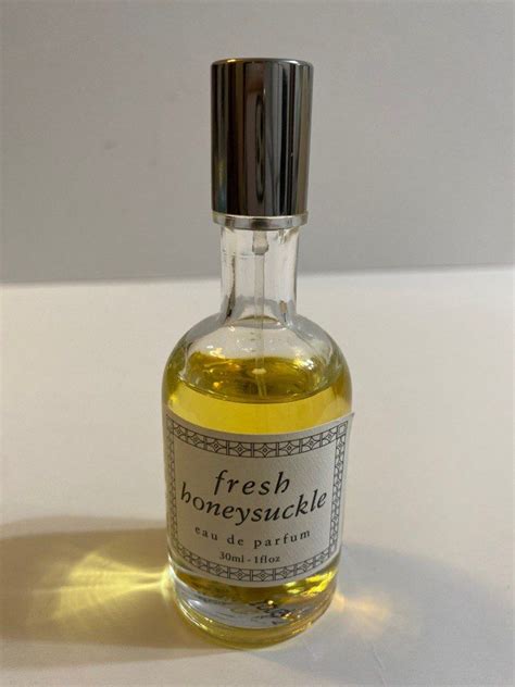 Fresh Honeysuckle Eau De Parfum Perfume 30ml 美容＆化妝品 健康及美容 香水＆香體噴霧