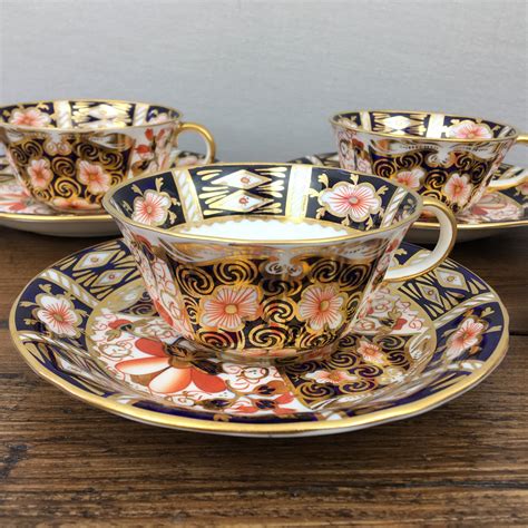 Royal Crown Derby "Imari - Traditional (2451)" – MrPottery