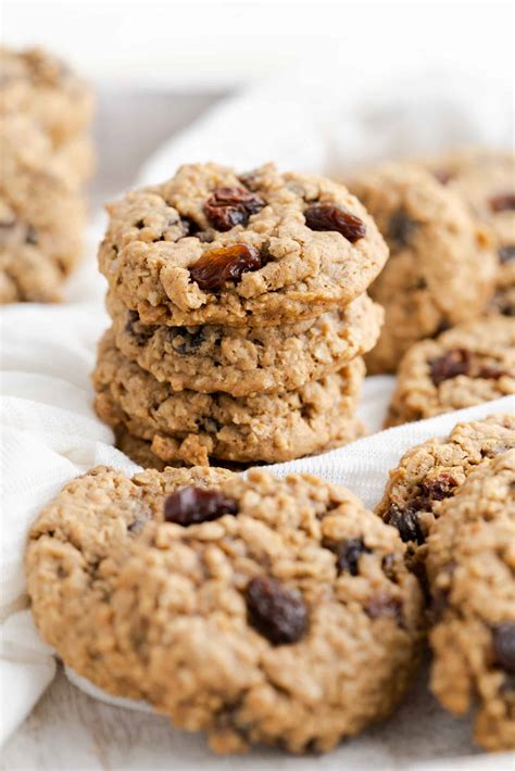 Best Soft And Chewy Oatmeal Raisin Cookies Mama Needs Cake®