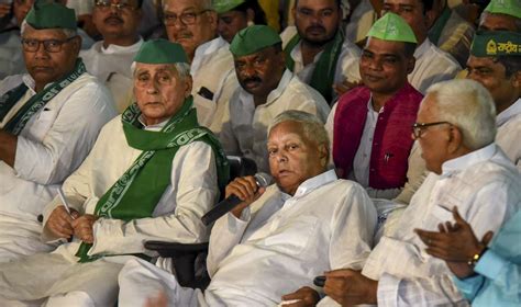 No Pm Should Be Without Wife Rjd Chief Lalu Prasad Yadav Watch