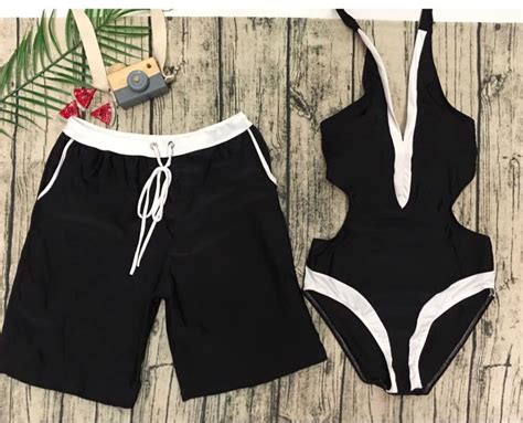 Đồ đôi bikini đen viền trắng khoét eo quyến rũ Chiaki vn