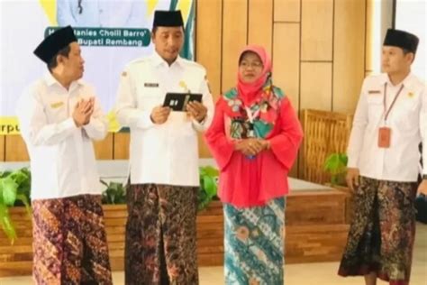 Berhemat Kertas Pemkab Rembang Luncurkan Aplikasi Srikandi Sediakan