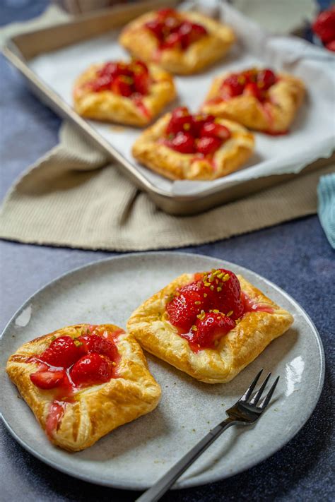 Erdbeer Pudding Bl Tterteig Teilchen Ruck Zuck Kuchengenuss Einfach