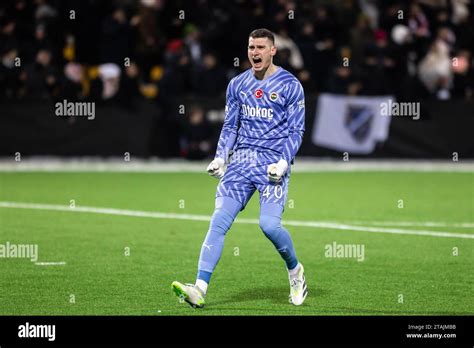 Dominik Livakovic 2023 Hi Res Stock Photography And Images Alamy