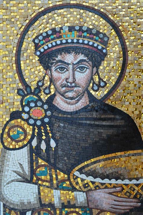 Justinian I - Mosaic Portrait | Religious | Mozaico