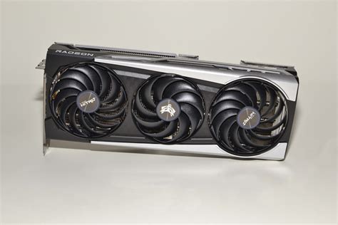 SAPPHIRE SA NITRO RADEON RX 6700 XT OC