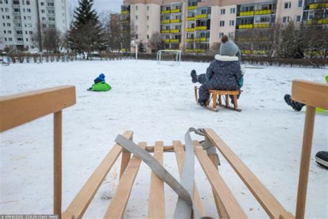 Zimowa zabawa może skończyć się mandatem Nawet 500 zł kary WP parenting