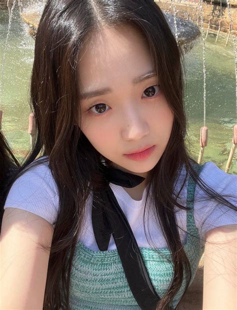 Yoon Seoyeon Selca In 2023 Tripled Fromm Xinyu