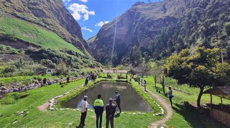 Antigua Vía Flores En Ambato Resurge Gracias Al ímpetu De Sus Habitantes