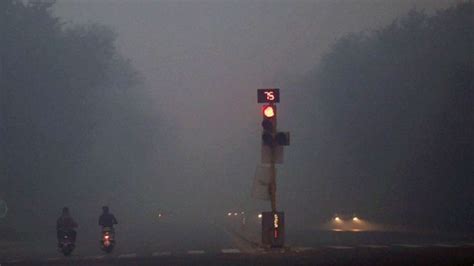 Delhi Feels The Chill At 4 Degree Celsius Coldest Day In Four Years