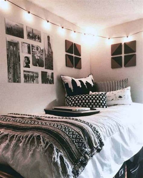 Tips And Tricks For A Minimalist Guy Dorm Room Decorations Minimalist