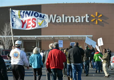 How Walmart Keeps An Eye On Its Massive Workforce