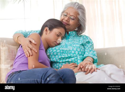 Portrait d une grand mère et sa petite fille Photo Stock Alamy