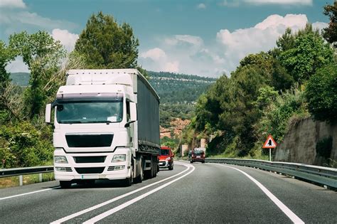 Mobilians dévoile son premier baromètre du véhicule industriel