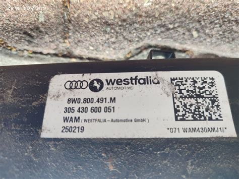 Hak holowniczy elektryczny Westfalia Audi A4 B9 kombi 8W0 wiązka modu