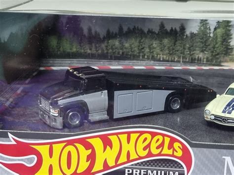 Hot Wheels Premium Diorama Boxset Mercedes Benz AMG GT Sauber C SL Hobbies Toys Toys