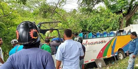 Accidente De Buseta Intermunicipal Deja Varios Heridos A La Altura De