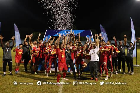 Skuad Selangor Fc Bawah Tahun Juara Piala Belia Selangorkini