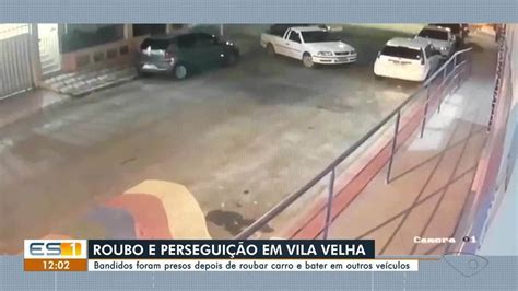 Vídeo Mostra Assaltantes Batendo Em Carro E Quase Atropelando Duas Pessoas Durante Fuga No Es