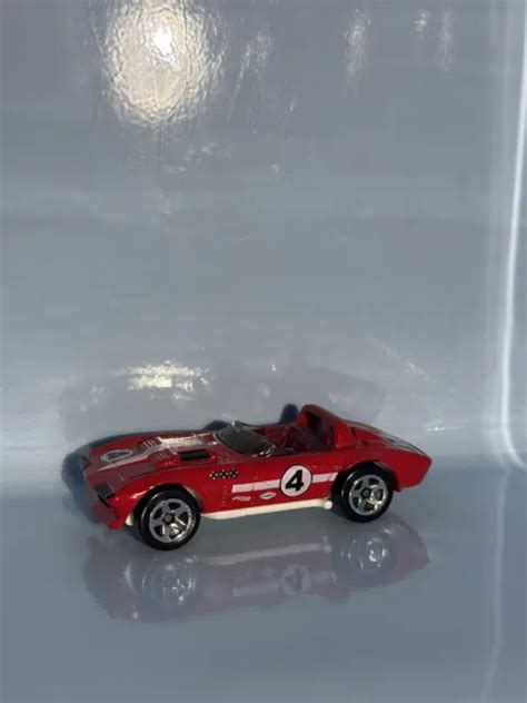 HOT WHEELS Then And Now Corvette Grand Sport Roadster rouge lâche comme neuf EUR