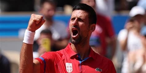 El Tenista Serbio Novak Djokovic Avanz A Los Cuartos De Final Del