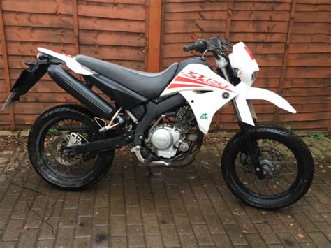 2010 Yamaha Xt 125 X White Dt 12 Months Mot Supermoto Supermotard Low Mileage