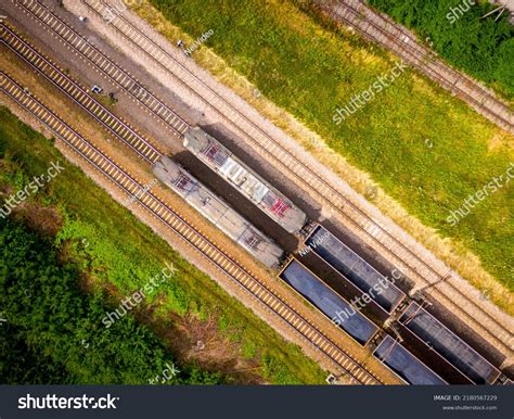 1283 Overhead Railroad Tracks View Images Stock Photos And Vectors