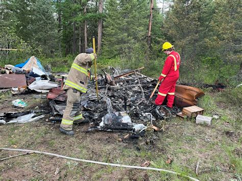 Jaffray Fire Department Extinquishes RV Fire At Tie Lake Fernie BC News