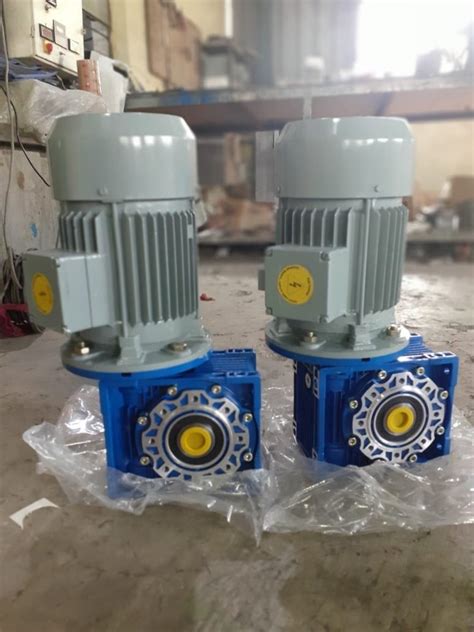 Pec Hp Hp Aluminium Body Worm Gearbox Nmrv Nrv For Industrial