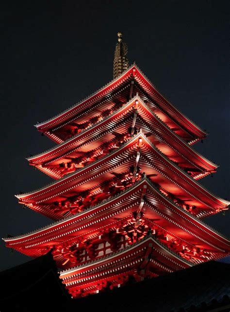 Asakusa Shrine in Asakusa, Taitō, Präfektur Tokio, Japan | Odd Stuff ...