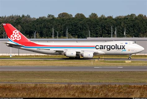 Lx Vci Cargolux Boeing R F Photo By Sierra Aviation Photography