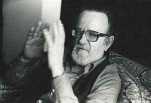 José Donoso biografía libros frases poemas y mas