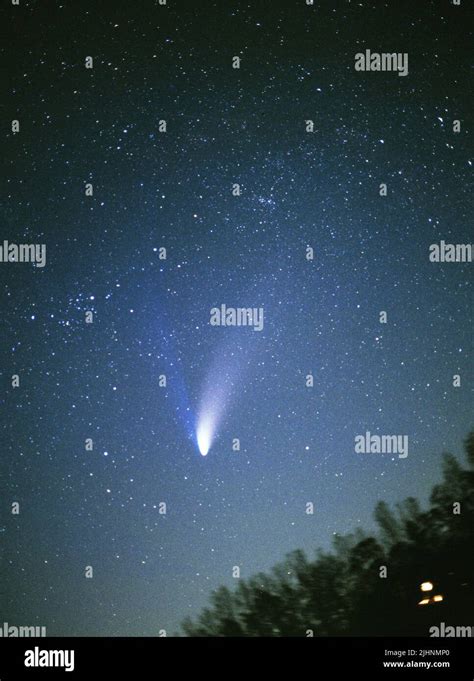 Comet Hale-Bopp, 1997 Stock Photo - Alamy