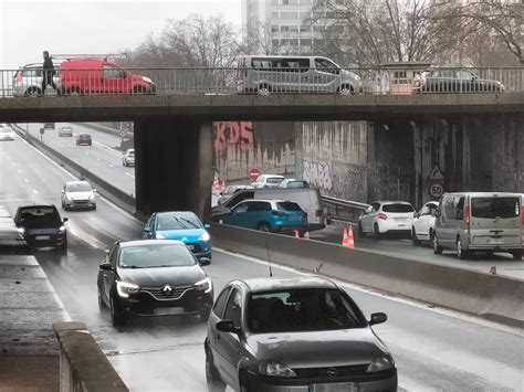 M Tropole De Lyon Accident Givors Trafic Ralenti Sur Un Tron On De