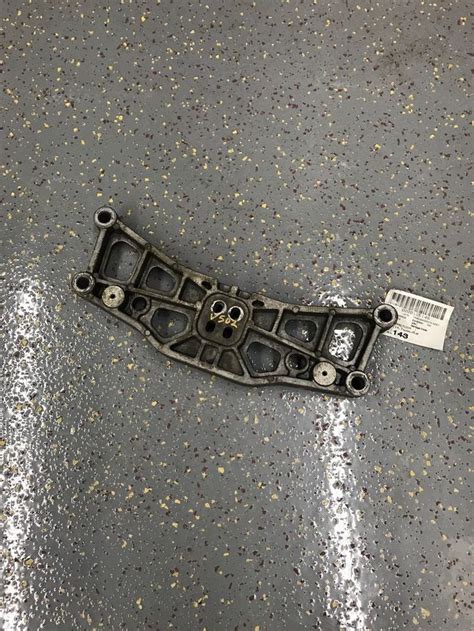 Oe Dodge Charger Part Automatic Transmission Crossmember Bracket 4726089ad Mopardodge Dodge