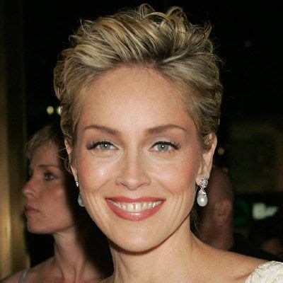 Pin On Snel Bewaard In Sharon Stone Hairstyles Short Hair