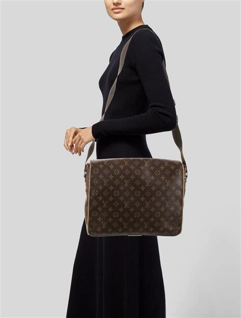 Louis Vuitton Monogram Abbesses Messenger Bag Brown Shoulder Bags