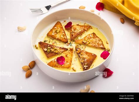 How To Make Shahi Tukda Hi Res Stock Photography And Images Alamy