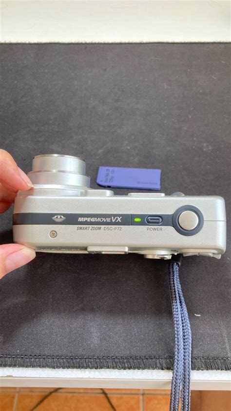 Sony Cyber-shot DSC-P72, Photography, Cameras on Carousell