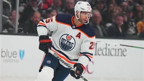 Download Edmonton Oilers Ice Hockey Defenseman Darnell Nurse 2022 Portrait Wallpaper ...