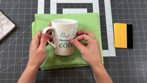 How To Apply A Vinyl Decal To A Coffee Mug Youtube