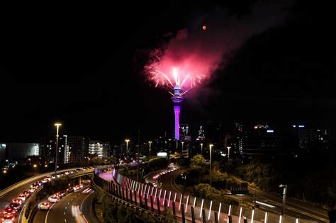 Welcome 2021: World rings in New Year with fireworks and hope [WATCH]