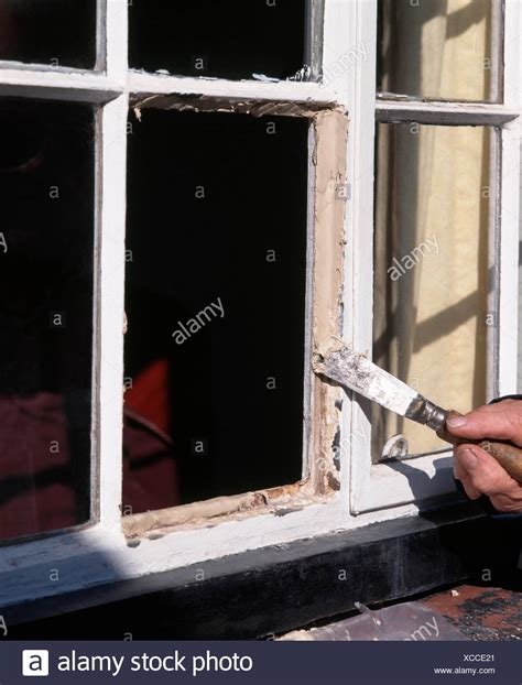 Window Putty Stock Photos & Window Putty Stock Images - Alamy