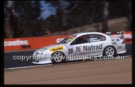 Bathurst 1000 2002 Photographer Marshall Cass Code 02 B02 011