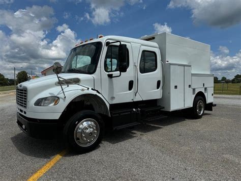 2014 Freightliner M2 106 For Sale ®